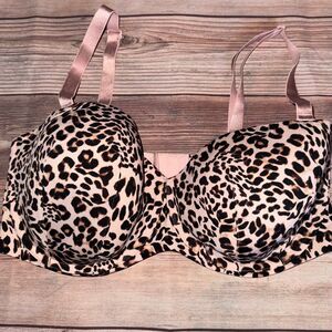 Cacique Lightly Lined Multi-way 42DDD Bra